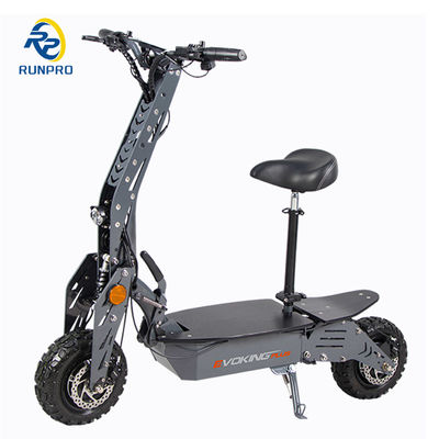 Vitesse maximale de 45 km / h et batterie 48V12ah dans le scooter électrique pliable pour la commodité