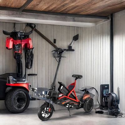 Scooter électrique avec deux moteurs sans balai et cadre en acier 48V500W*2 batterie au lithium