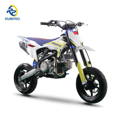 Vitesse max. 80km/h Dirt Bike Le nouveau design 140cc 160 190cc Pit Bike avec refroidisseur d'huile