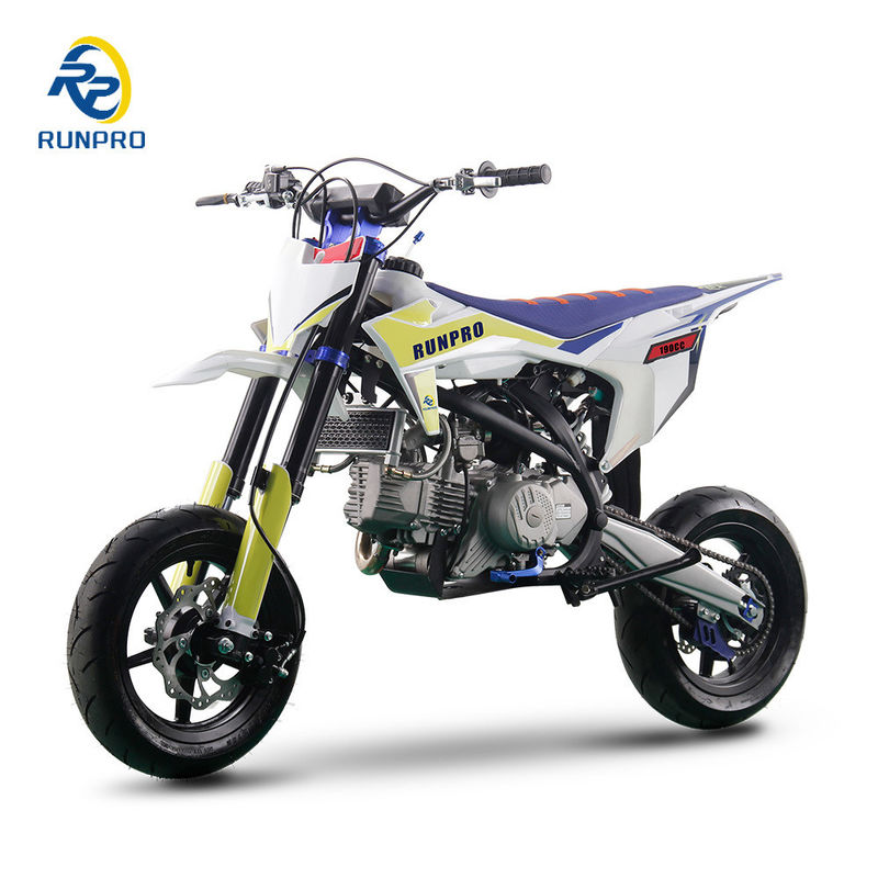Vitesse max. 80km/h Dirt Bike Le nouveau design 140cc 160 190cc Pit Bike avec refroidisseur d'huile